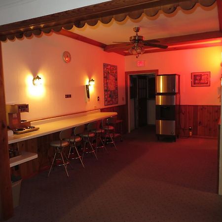 Travelers Inn Motel Eagle River Luaran gambar